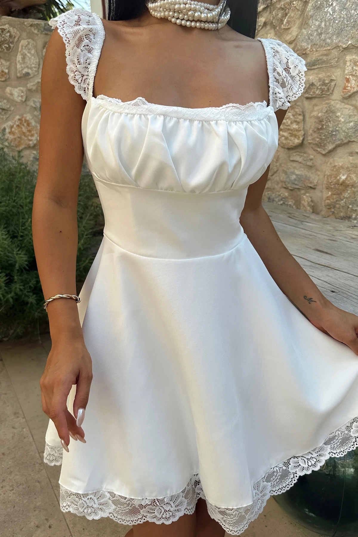 White Lace Detail Binding Dress