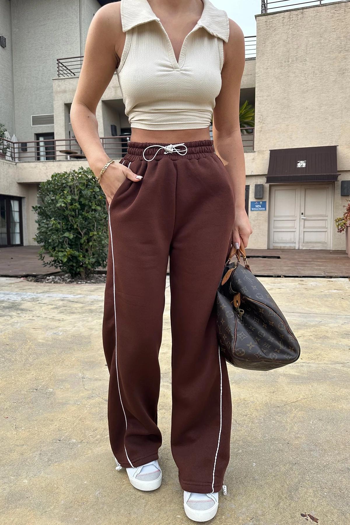 Brown Basic Sweatpants