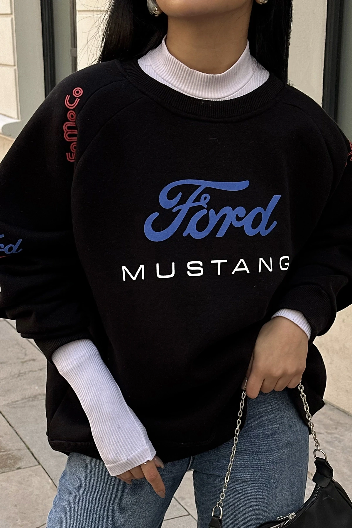 Black Ford Mustang Written Sweat